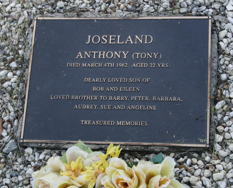 Berwick Cemetery
Anthony JOSELAND