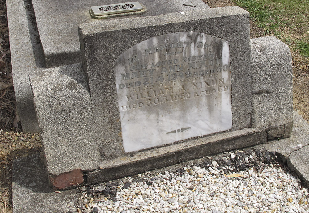 Berwick Cemetery
NIXON family