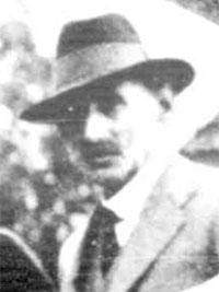 From illustrated Weekly Times article 3 Dec 1932.
Mr W. E. Lowe (Officer).
